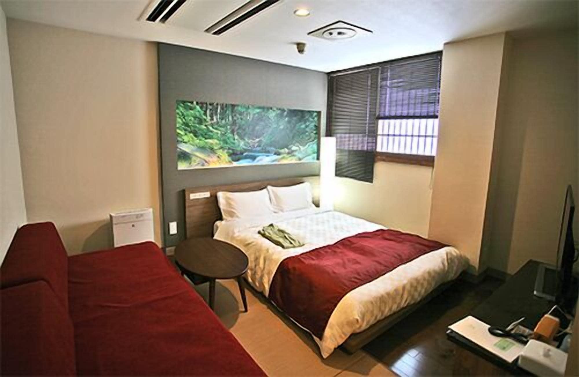 Hiroshima Intelligent Hotel Stadium Mae Экстерьер фото